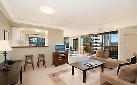 De Ville Apartments Gold Coast